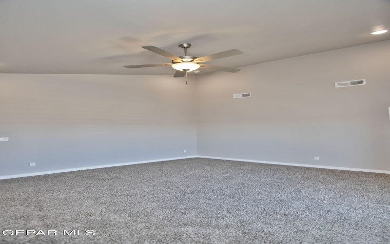 5909 Ruidoso Downs Street, El Paso, TX 79932, 4 Bedrooms Bedrooms, ,3 BathroomsBathrooms,Residential,For Sale,5909 Ruidoso Downs Street,923022