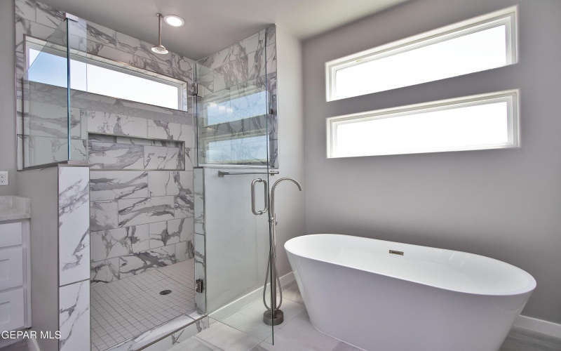 5909 Ruidoso Downs Street, El Paso, TX 79932, 4 Bedrooms Bedrooms, ,3 BathroomsBathrooms,Residential,For Sale,5909 Ruidoso Downs Street,923022