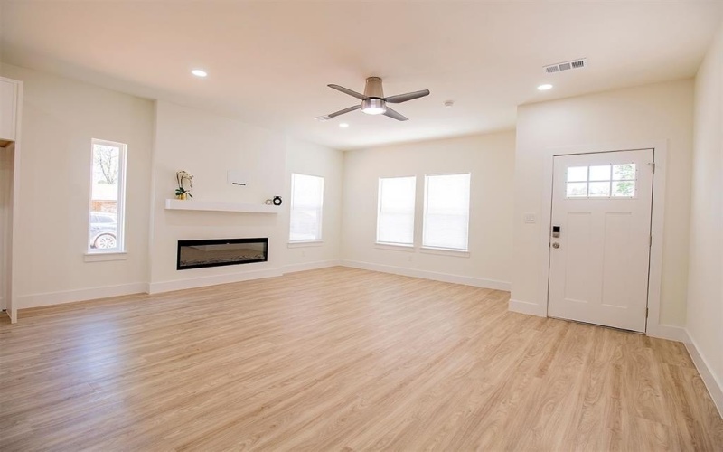 525 N WASHINGTON Street, Grand Saline, TX 75140, 3 Bedrooms Bedrooms, ,2 BathroomsBathrooms,Residential,For Sale,525 N WASHINGTON Street,20903990