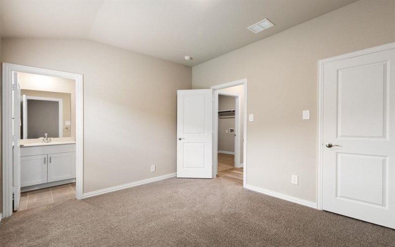 225 Sugarlands Drive, Greenville, TX 75402, 4 Bedrooms Bedrooms, ,3 BathroomsBathrooms,Residential,For Sale,225 Sugarlands Drive,20941175