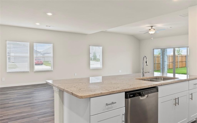 205 Sugarlands Drive, Greenville, TX 75402, 4 Habitaciones Habitaciones , ,3 BañosBaños,Residential,En Venta,205 Sugarlands Drive,20942725