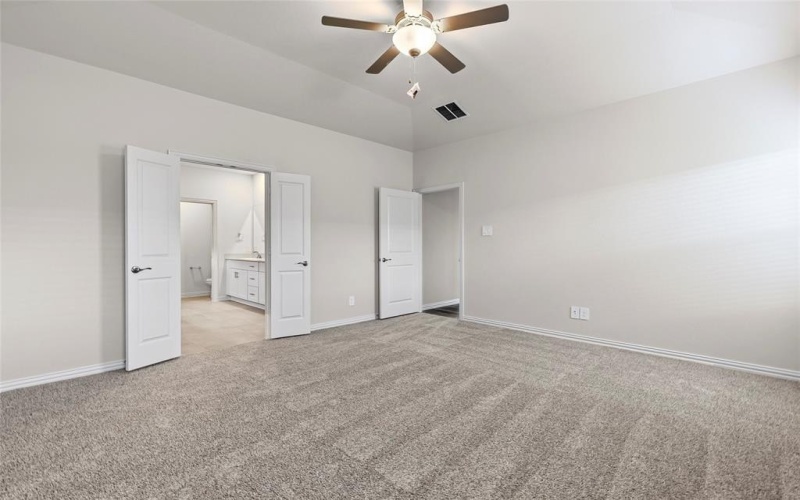 205 Sugarlands Drive, Greenville, TX 75402, 4 Habitaciones Habitaciones , ,3 BañosBaños,Residential,En Venta,205 Sugarlands Drive,20942725