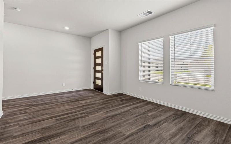 205 Sugarlands Drive, Greenville, TX 75402, 4 Habitaciones Habitaciones , ,3 BañosBaños,Residential,En Venta,205 Sugarlands Drive,20942725