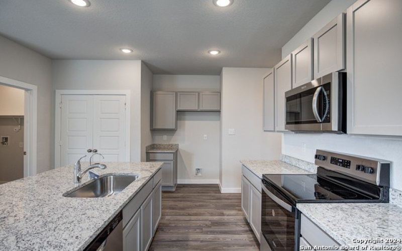 12518 Spike Heights, San Antonio, TX 78245, 4 Bedrooms Bedrooms, ,2 BathroomsBathrooms,Residential,For Sale,12518 Spike Heights,1775628