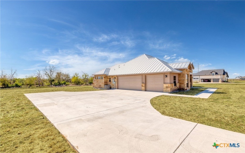 321 Farmhouse Drive, Marion, TX 78124, 4 Bedrooms Bedrooms, ,3 BathroomsBathrooms,Residential,For Sale,321 Farmhouse Drive,580902