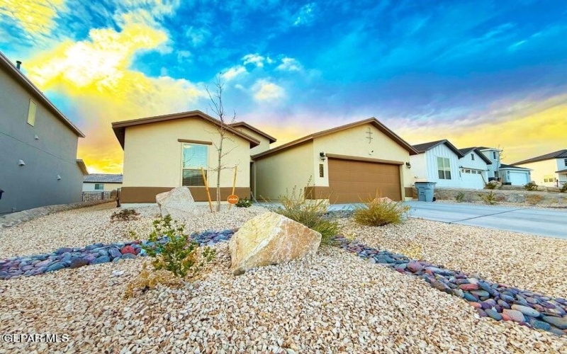 2245 Small Mountain Place, El Paso, TX 79911, 3 Bedrooms Bedrooms, ,1 BathroomBathrooms,Residential,For Sale,2245 Small Mountain Place,923149