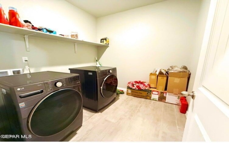 2245 Small Mountain Place, El Paso, TX 79911, 3 Bedrooms Bedrooms, ,1 BathroomBathrooms,Residential,For Sale,2245 Small Mountain Place,923149