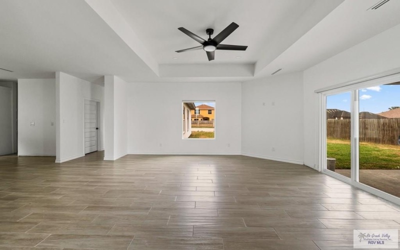 6221 KING PALM LOOP, BROWNSVILLE, TX 78526, 4 Habitaciones Habitaciones , ,3 BañosBaños,Residential,En Venta,6221 KING PALM LOOP,29765437