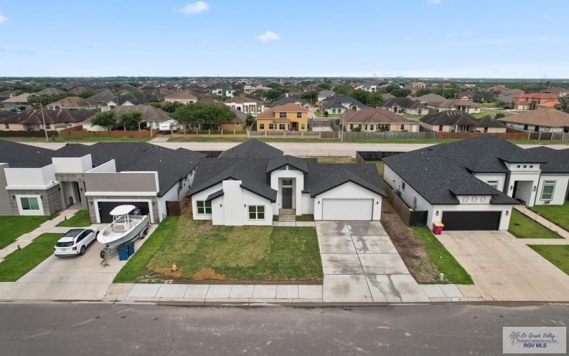 6221 KING PALM LOOP, BROWNSVILLE, TX 78526, 4 Habitaciones Habitaciones , ,3 BañosBaños,Residential,En Venta,6221 KING PALM LOOP,29765437