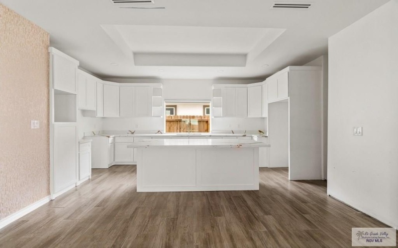 6221 KING PALM LOOP, BROWNSVILLE, TX 78526, 4 Habitaciones Habitaciones , ,3 BañosBaños,Residential,En Venta,6221 KING PALM LOOP,29765437
