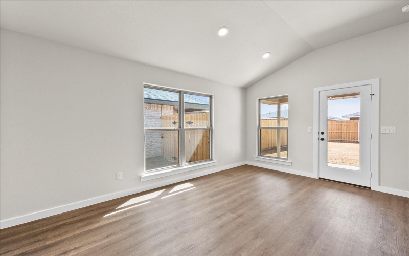 8329 22nd Street, Lubbock, TX 79407, 4 Habitaciones Habitaciones , ,2 BañosBaños,Residential,En Venta,8329 22nd Street,202555206