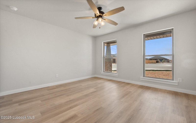 2217 134th Street, Lubbock, TX 79423, 3 Habitaciones Habitaciones , ,2 BañosBaños,Residential,En Venta,2217 134th Street,202555107