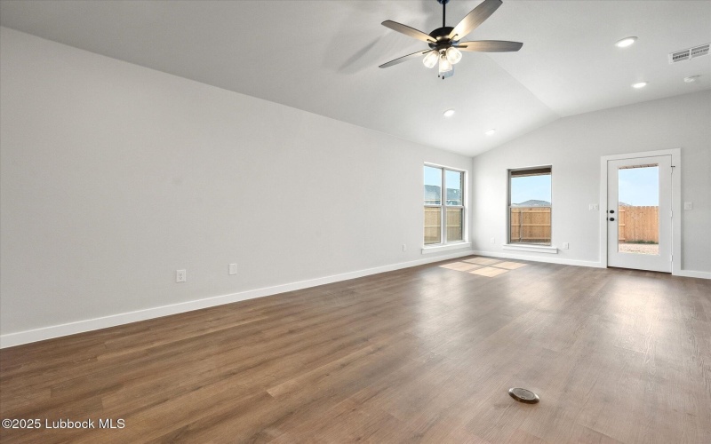 2218 134th Street, Lubbock, TX 79423, 4 Bedrooms Bedrooms, ,2 BathroomsBathrooms,Residential,For Sale,2218 134th Street,202555110