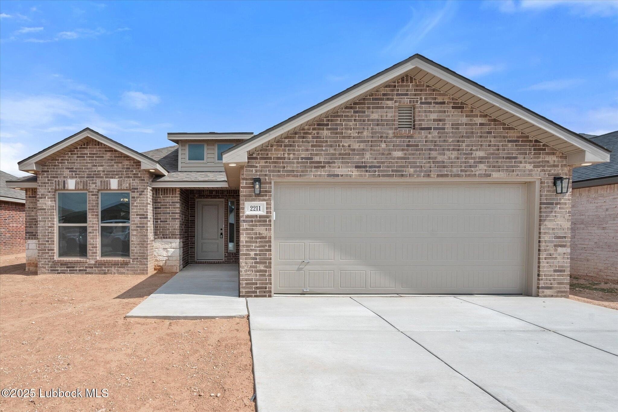 2211 134th Street, Lubbock, TX 79423, 3 Habitaciones Habitaciones , ,2 BañosBaños,Residential,En Venta,2211 134th Street,202555112