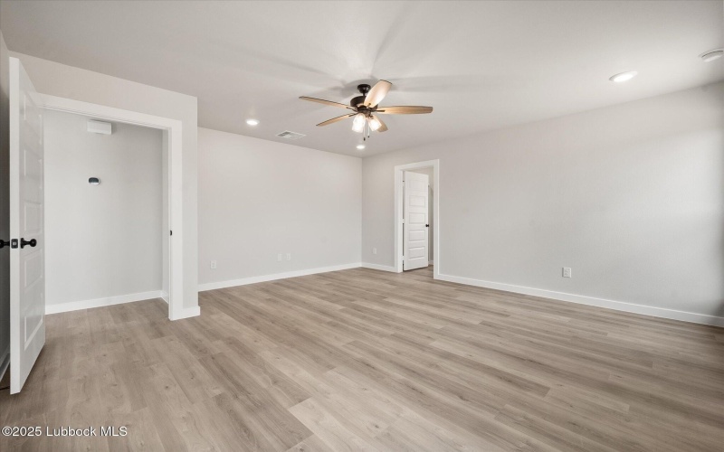 2211 134th Street, Lubbock, TX 79423, 3 Habitaciones Habitaciones , ,2 BañosBaños,Residential,En Venta,2211 134th Street,202555112
