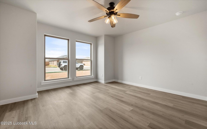 2211 134th Street, Lubbock, TX 79423, 3 Habitaciones Habitaciones , ,2 BañosBaños,Residential,En Venta,2211 134th Street,202555112