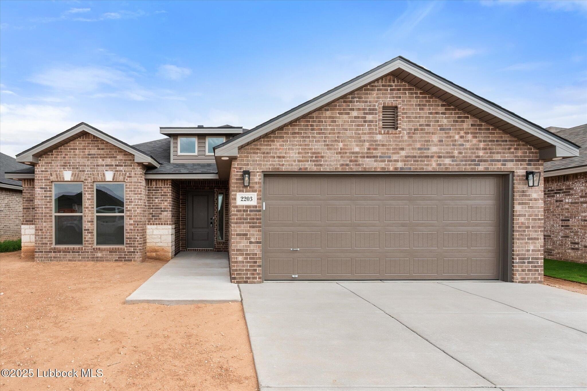 2203 134th Street, Lubbock, TX 79423, 3 Habitaciones Habitaciones , ,2 BañosBaños,Residential,En Venta,2203 134th Street,202555115
