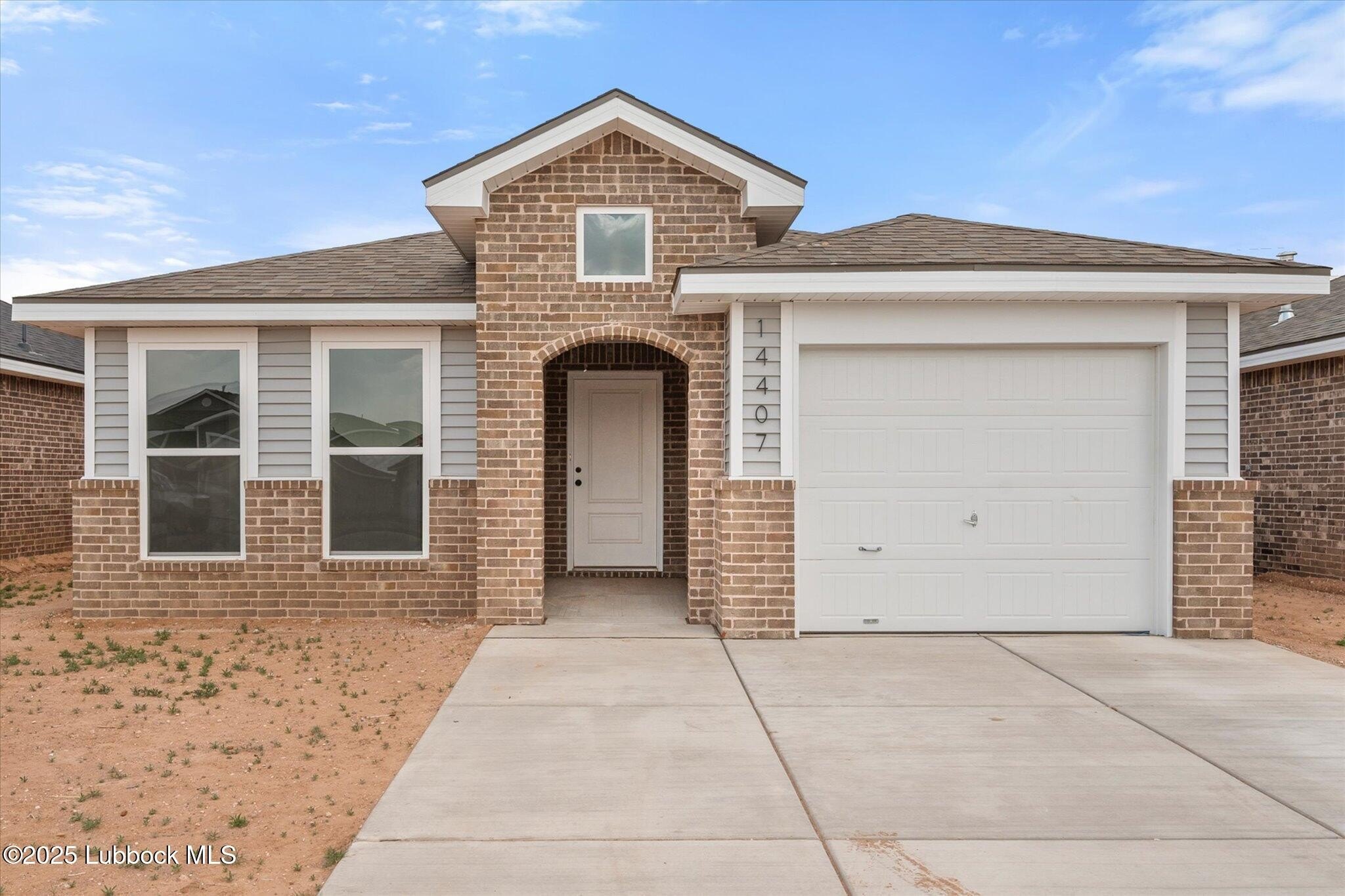 14407 Paris Avenue, Lubbock, TX 79423, 3 Habitaciones Habitaciones , ,2 BañosBaños,Residential,En Venta,14407 Paris Avenue,202555116