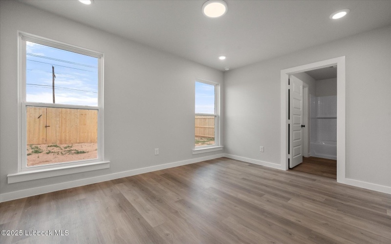 14407 Paris Avenue, Lubbock, TX 79423, 3 Habitaciones Habitaciones , ,2 BañosBaños,Residential,En Venta,14407 Paris Avenue,202555116