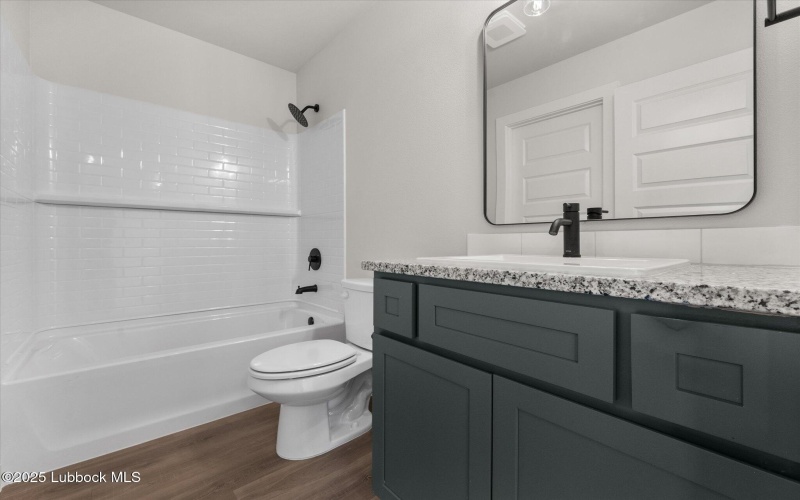 14407 Paris Avenue, Lubbock, TX 79423, 3 Habitaciones Habitaciones , ,2 BañosBaños,Residential,En Venta,14407 Paris Avenue,202555116