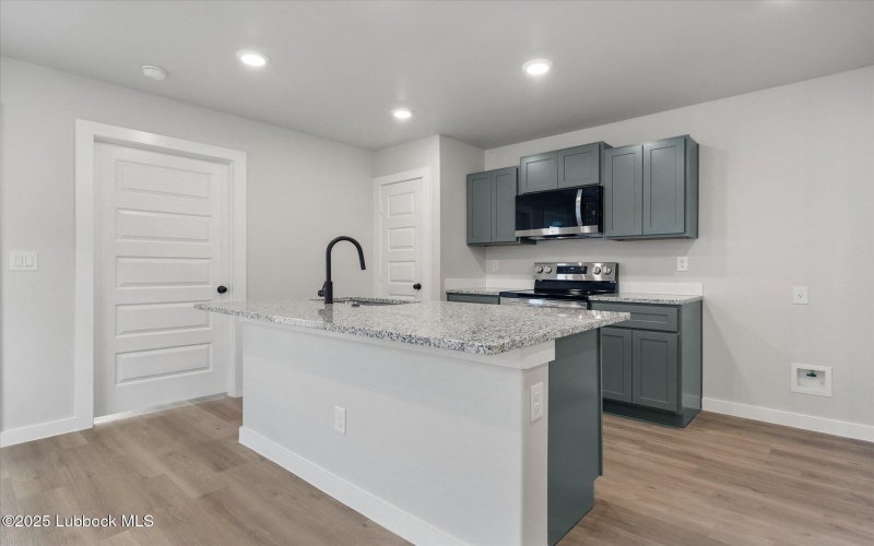 14407 Paris Avenue, Lubbock, TX 79423, 3 Habitaciones Habitaciones , ,2 BañosBaños,Residential,En Venta,14407 Paris Avenue,202555116