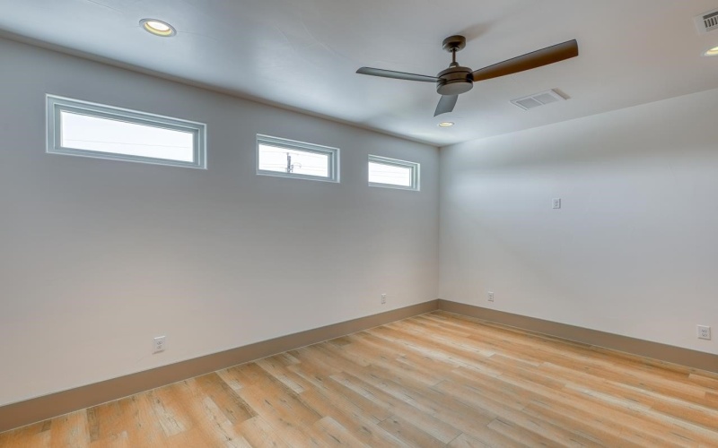 208 E Lakeshore Drive, Sunrise Beach, TX 78643-0000, 4 Habitaciones Habitaciones , ,5 BañosBaños,Residential,En Venta,208 E Lakeshore Drive,173512