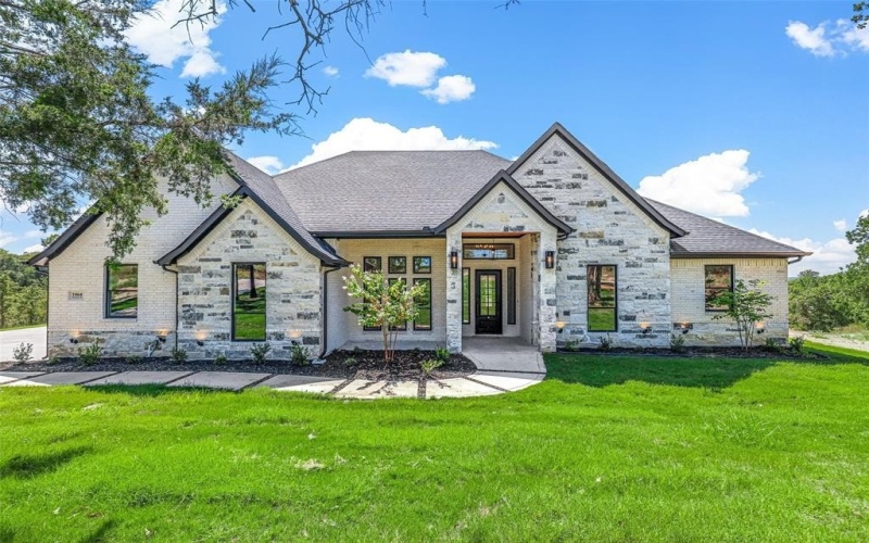 1064 Glenoaks Drive, Weatherford, TX 76088, 5 Bedrooms Bedrooms, ,3 BathroomsBathrooms,Residential,For Sale,1064 Glenoaks Drive,20860024