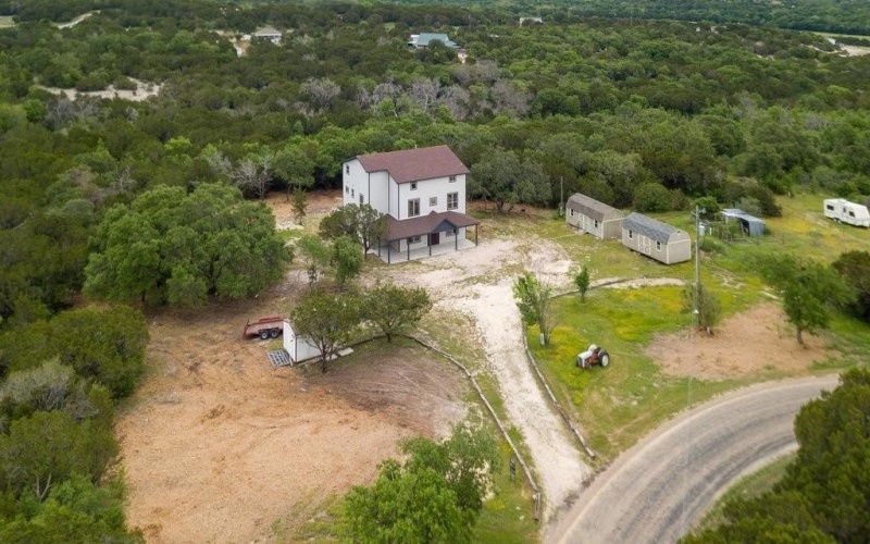 8600 Lakeview Drive, Cleburne, TX 76033, 4 Bedrooms Bedrooms, ,3 BathroomsBathrooms,Residential,For Sale,8600 Lakeview Drive,20943978