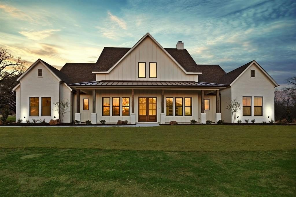 2113 Dicey Road, Weatherford, TX 76085, 4 Bedrooms Bedrooms, ,5 BathroomsBathrooms,Residential,For Sale,2113 Dicey Road,20939598