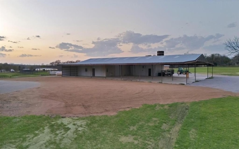 2113 Dicey Road, Weatherford, TX 76085, 4 Bedrooms Bedrooms, ,5 BathroomsBathrooms,Residential,For Sale,2113 Dicey Road,20939598