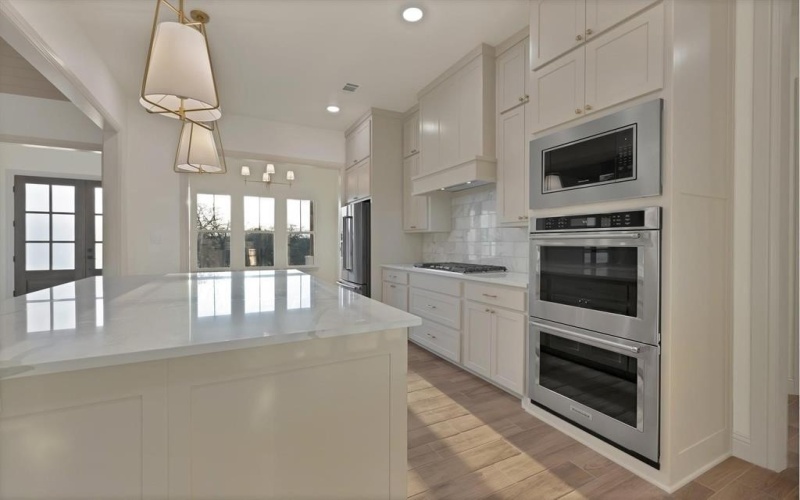 2113 Dicey Road, Weatherford, TX 76085, 4 Bedrooms Bedrooms, ,5 BathroomsBathrooms,Residential,For Sale,2113 Dicey Road,20939598