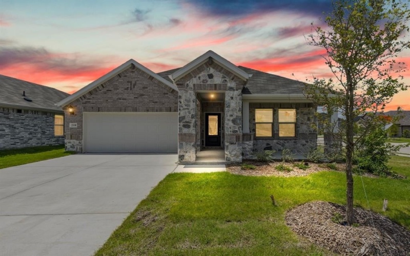 210 Sugarlands Drive, Greenville, TX 75402, 3 Bedrooms Bedrooms, ,2 BathroomsBathrooms,Residential,For Sale,210 Sugarlands Drive,20942763