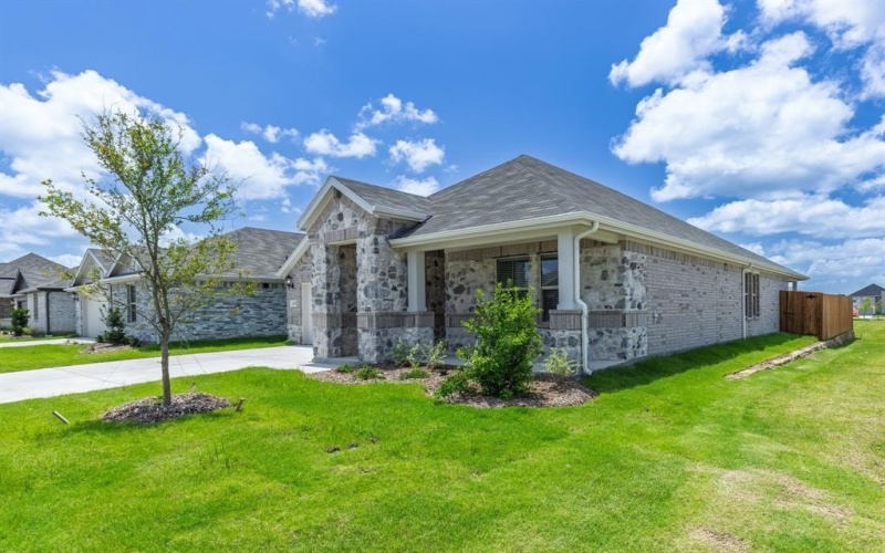 210 Sugarlands Drive, Greenville, TX 75402, 3 Bedrooms Bedrooms, ,2 BathroomsBathrooms,Residential,For Sale,210 Sugarlands Drive,20942763