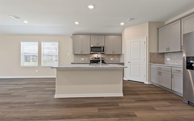 210 Sugarlands Drive, Greenville, TX 75402, 3 Bedrooms Bedrooms, ,2 BathroomsBathrooms,Residential,For Sale,210 Sugarlands Drive,20942763
