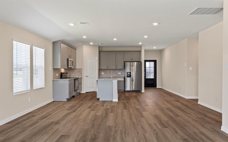 210 Sugarlands Drive, Greenville, TX 75402, 3 Bedrooms Bedrooms, ,2 BathroomsBathrooms,Residential,For Sale,210 Sugarlands Drive,20942763