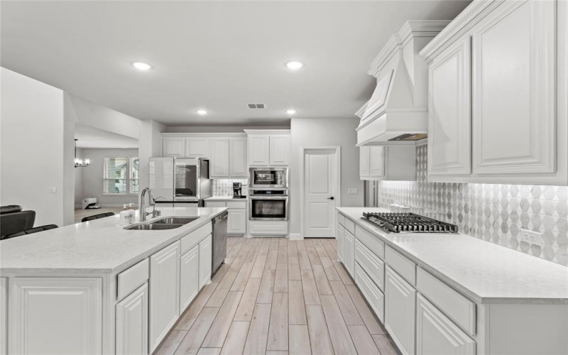 7637 Bird Cherry Lane, Little Elm, TX 76227, 5 Bedrooms Bedrooms, ,5 BathroomsBathrooms,Residential Lease,For Rent,7637 Bird Cherry Lane,20942449