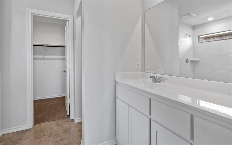413 LUBBOCK Drive, Azle, TX 76020, 4 Bedrooms Bedrooms, ,2 BathroomsBathrooms,Residential,For Sale,413 LUBBOCK Drive,20942672