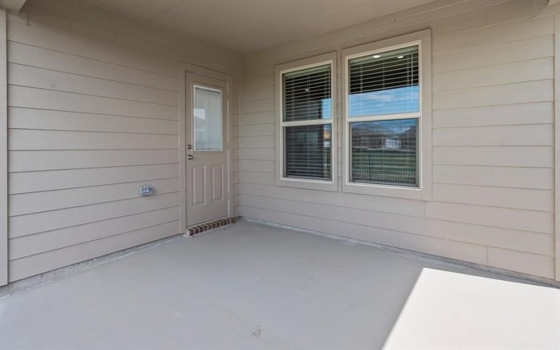 413 LUBBOCK Drive, Azle, TX 76020, 4 Bedrooms Bedrooms, ,2 BathroomsBathrooms,Residential,For Sale,413 LUBBOCK Drive,20942672