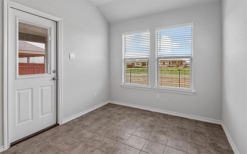 413 LUBBOCK Drive, Azle, TX 76020, 4 Bedrooms Bedrooms, ,2 BathroomsBathrooms,Residential,For Sale,413 LUBBOCK Drive,20942672