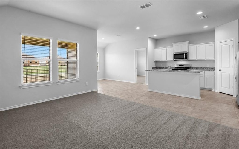 445 LUBBOCK Drive, Azle, TX 76020, 4 Bedrooms Bedrooms, ,2 BathroomsBathrooms,Residential,For Sale,445 LUBBOCK Drive,20942766