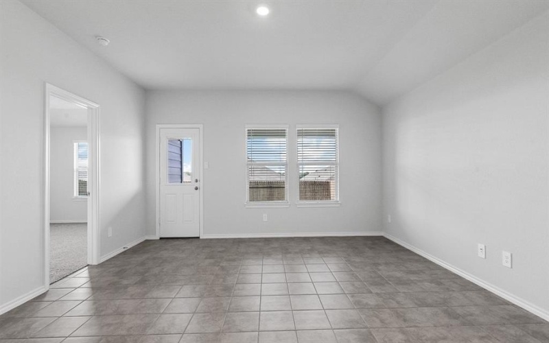 429 LUBBOCK Drive, Azle, TX 76020, 4 Bedrooms Bedrooms, ,2 BathroomsBathrooms,Residential,For Sale,429 LUBBOCK Drive,20942819