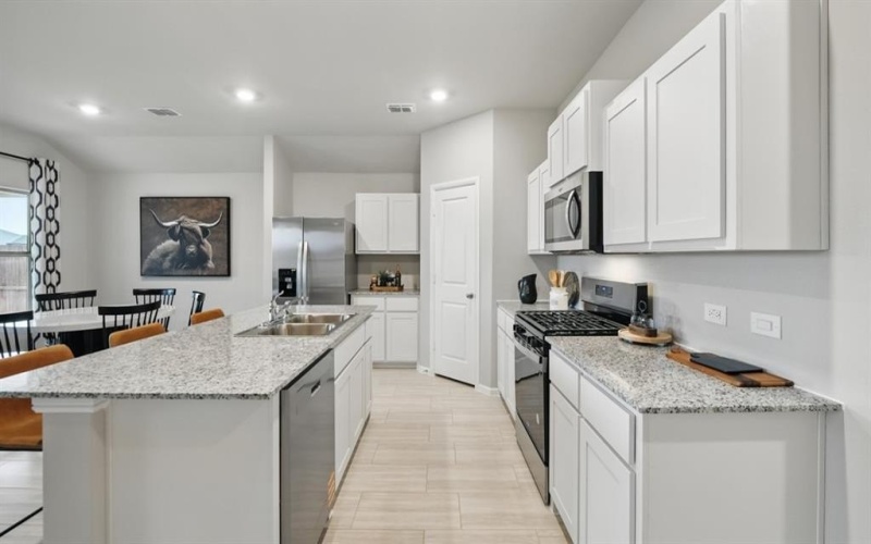 405 LUBBOCK Drive, Azle, TX 76020, 4 Bedrooms Bedrooms, ,2 BathroomsBathrooms,Residential,For Sale,405 LUBBOCK Drive,20942908