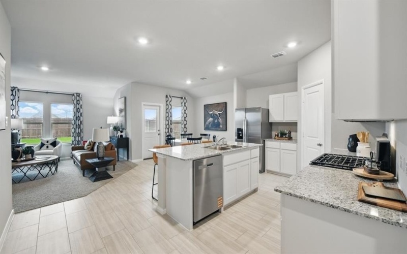 405 LUBBOCK Drive, Azle, TX 76020, 4 Bedrooms Bedrooms, ,2 BathroomsBathrooms,Residential,For Sale,405 LUBBOCK Drive,20942908