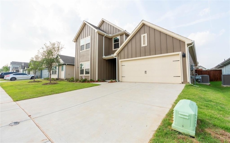 13209 Rich Lane, Providence Village, TX 75068, 4 Bedrooms Bedrooms, ,3 BathroomsBathrooms,Residential Lease,For Rent,13209 Rich Lane,20943405