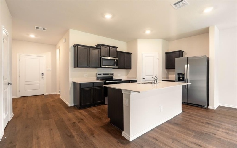 13209 Rich Lane, Providence Village, TX 75068, 4 Bedrooms Bedrooms, ,3 BathroomsBathrooms,Residential Lease,For Rent,13209 Rich Lane,20943405