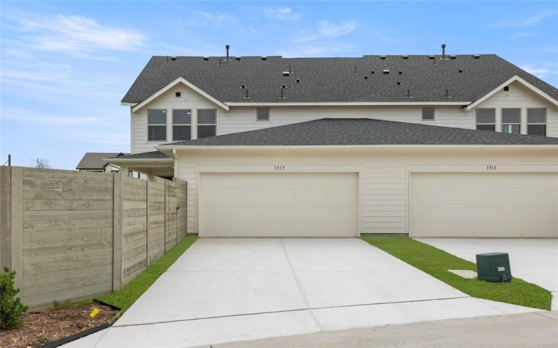 1517 Roundup, Argyle, TX 76226, 3 Bedrooms Bedrooms, ,2 BathroomsBathrooms,Residential,For Sale,1517 Roundup,20943686