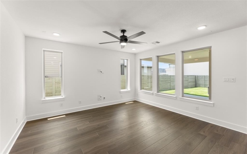 1513 Roundup, Argyle, TX 76226, 4 Bedrooms Bedrooms, ,3 BathroomsBathrooms,Residential,For Sale,1513 Roundup,20943718