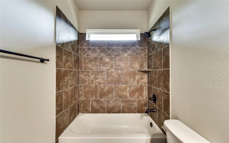 1605 W 13th Avenue, Corsicana, TX 75110, 4 Bedrooms Bedrooms, ,2 BathroomsBathrooms,Residential Lease,For Rent,1605 W 13th Avenue,20943856