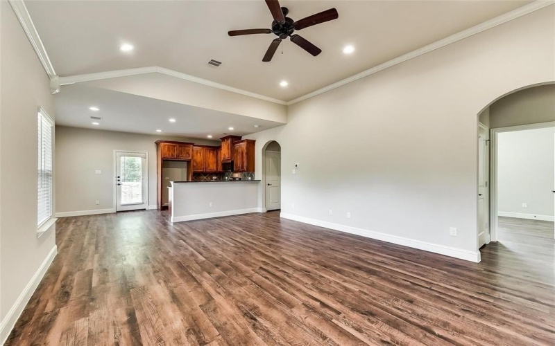 1605 W 13th Avenue, Corsicana, TX 75110, 4 Bedrooms Bedrooms, ,2 BathroomsBathrooms,Residential Lease,For Rent,1605 W 13th Avenue,20943856