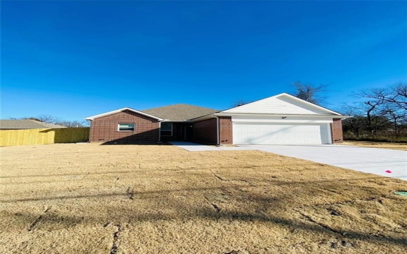 1709 Wright Street, Greenville, TX 75401, 3 Bedrooms Bedrooms, ,2 BathroomsBathrooms,Residential Lease,For Rent,1709 Wright Street,20944141